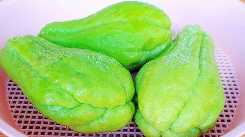 佛手瓜生着吃咋吃,清新口感，营养满分