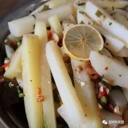 土豆小瓜拌着吃,家常凉拌新体验