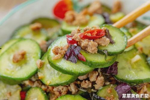 小王在吃瓜,揭秘娱乐圈那些不为人知的幕后故事