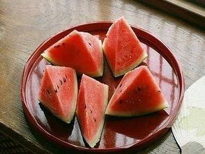 新会吃瓜事件,一场引发社会热议的“瓜农”风波