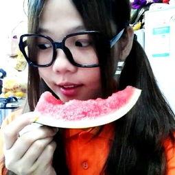 温柔精灵吃瓜,温柔精灵的甜蜜瓜界冒险之旅